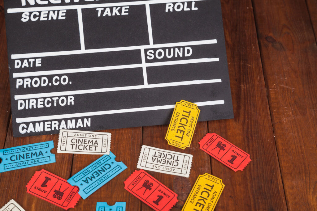 Tips for Hosting a Ransom Notes Game Night